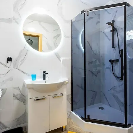 Apartamentowe Adek 2 Apartment *